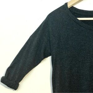 TNA EUC Aritzia Deep Dark Grey XXS Casual Autumn  Sleeve Scoopneck Long